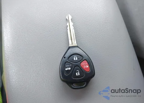 2009 Toyota Camry Le V6 z USA, uszkodzony, nr VIN 4T1BK46K59U091898